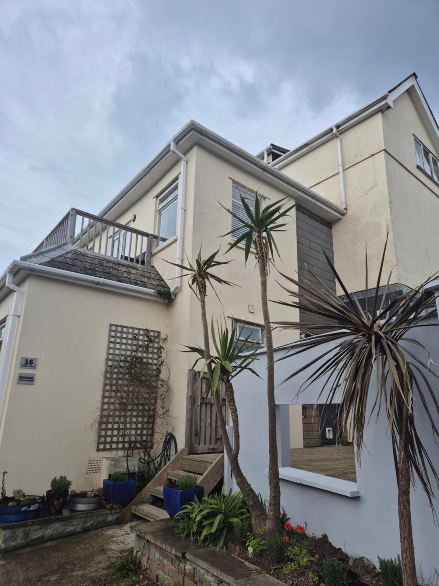 New Quay Hidden Gem Near The Beach With Pool Table מראה חיצוני תמונה